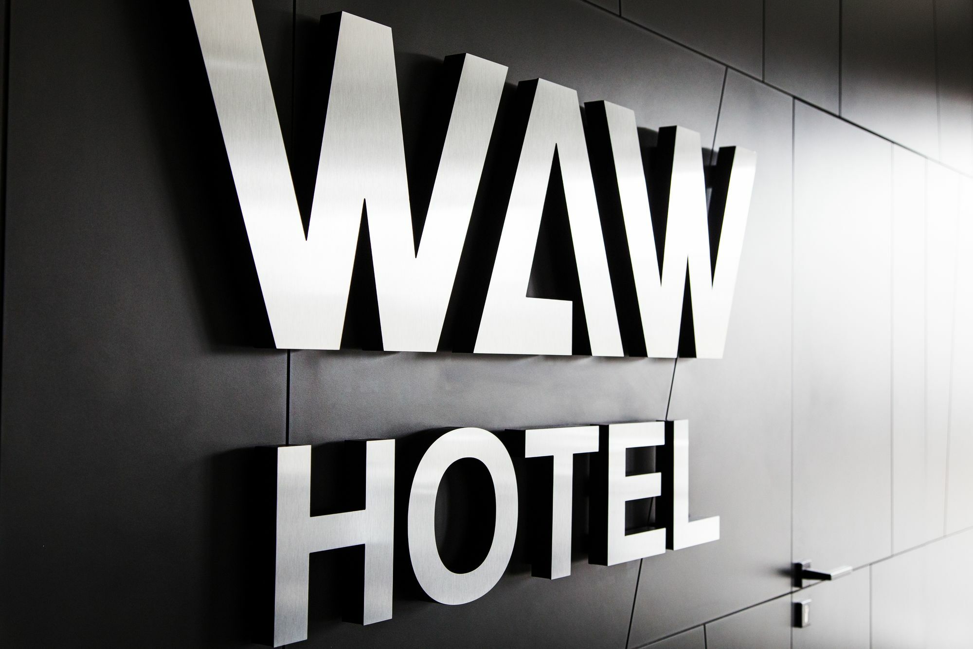 Waw Hotel Airport Okecie Warsawa Bagian luar foto